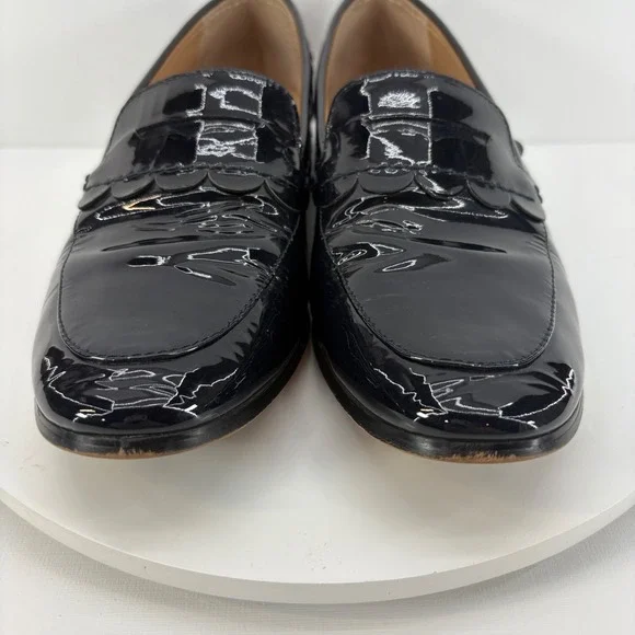 Banana Republic Patent Leather Scalloped Trim Loafers Black Women's Size 9M‎ - Picture 4 of 9